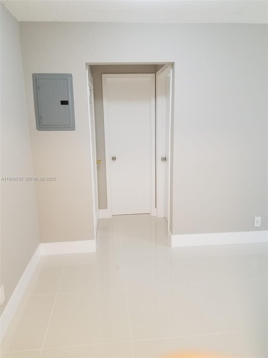 SHANGRI-LA - Residential Lease