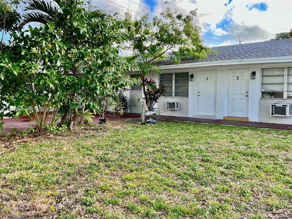 Photo of 1859 Wiley St #3, Hollywood, FL 33020 (MLS # A11929530)