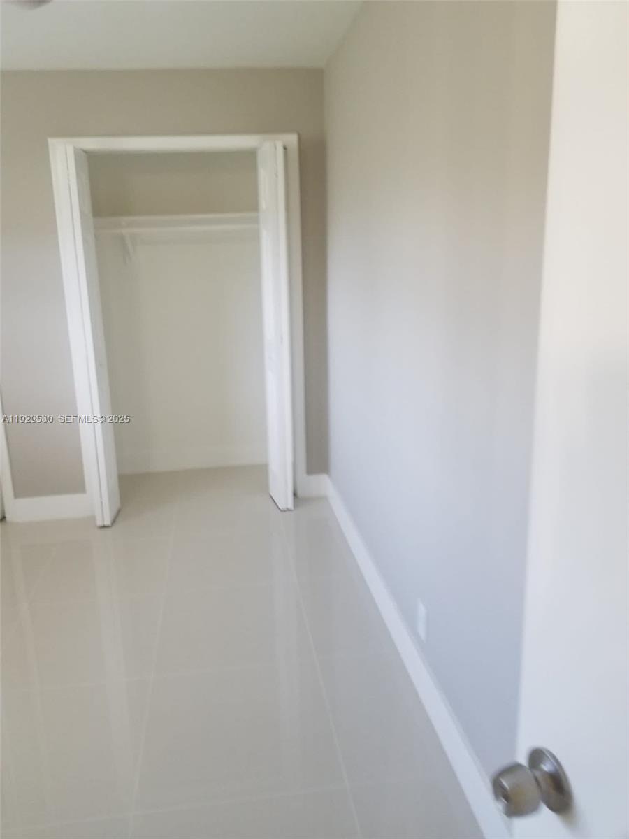 SHANGRI-LA - Residential Lease