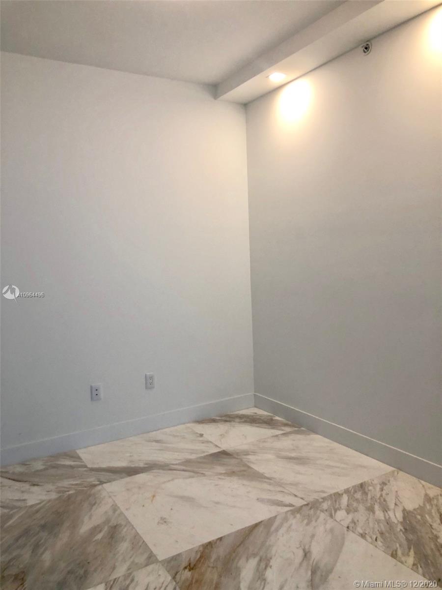 BISCAYNE BEACH CONDO - Residential Lease
