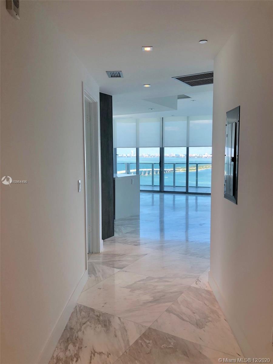 BISCAYNE BEACH CONDO - Residential Lease
