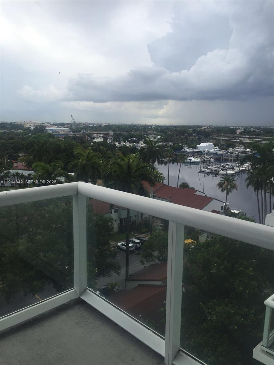 TERRAZAS RIVERPARK VILLAG - Residential