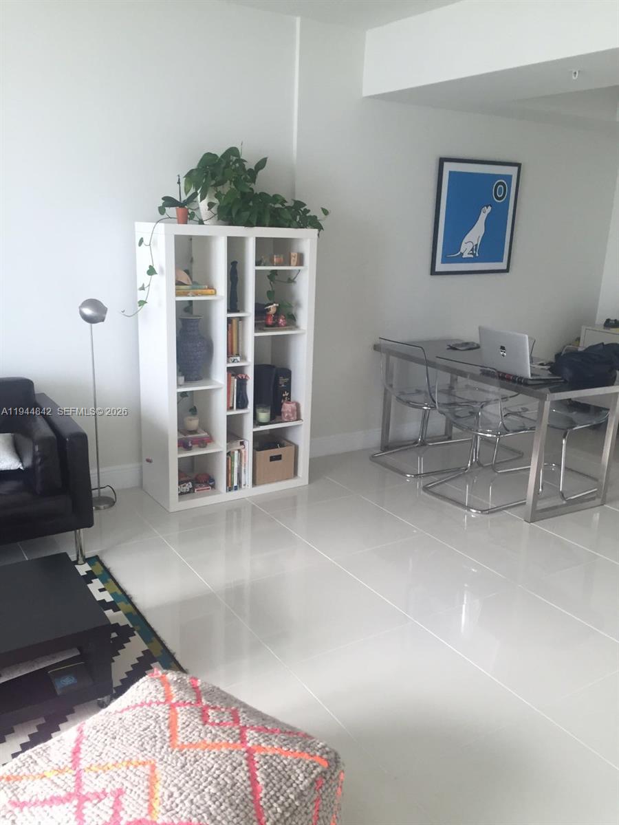 TERRAZAS RIVERPARK VILLAG - Residential