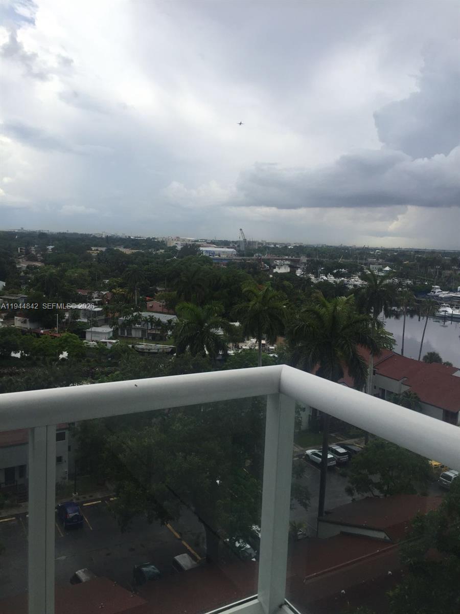 TERRAZAS RIVERPARK VILLAG - Residential