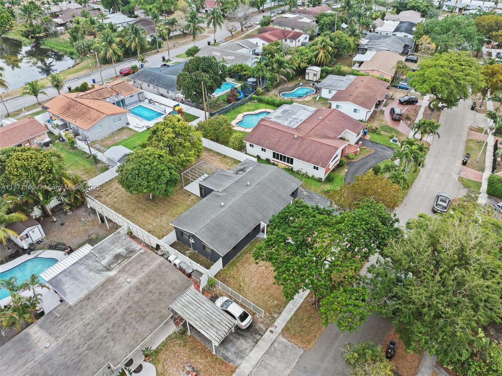 PICKWICK LAKE ESTS SEC 2 - Residential