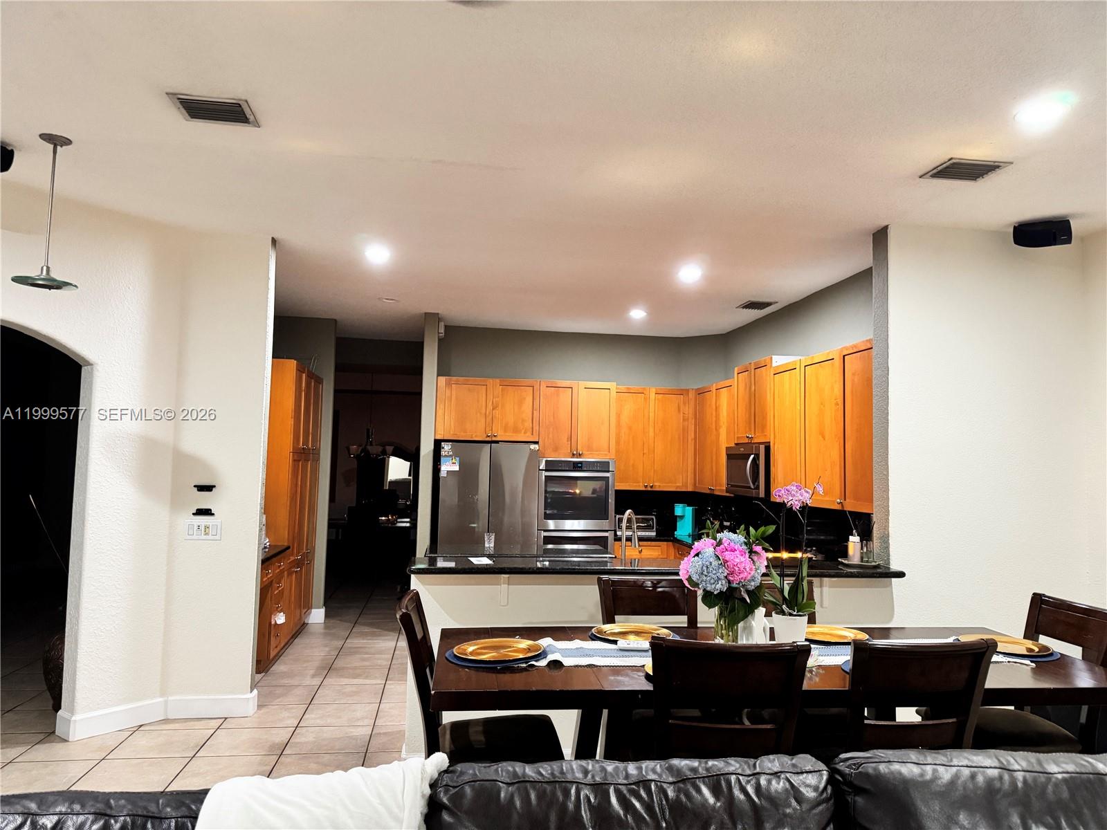 WINDSOR PALMS - Residential