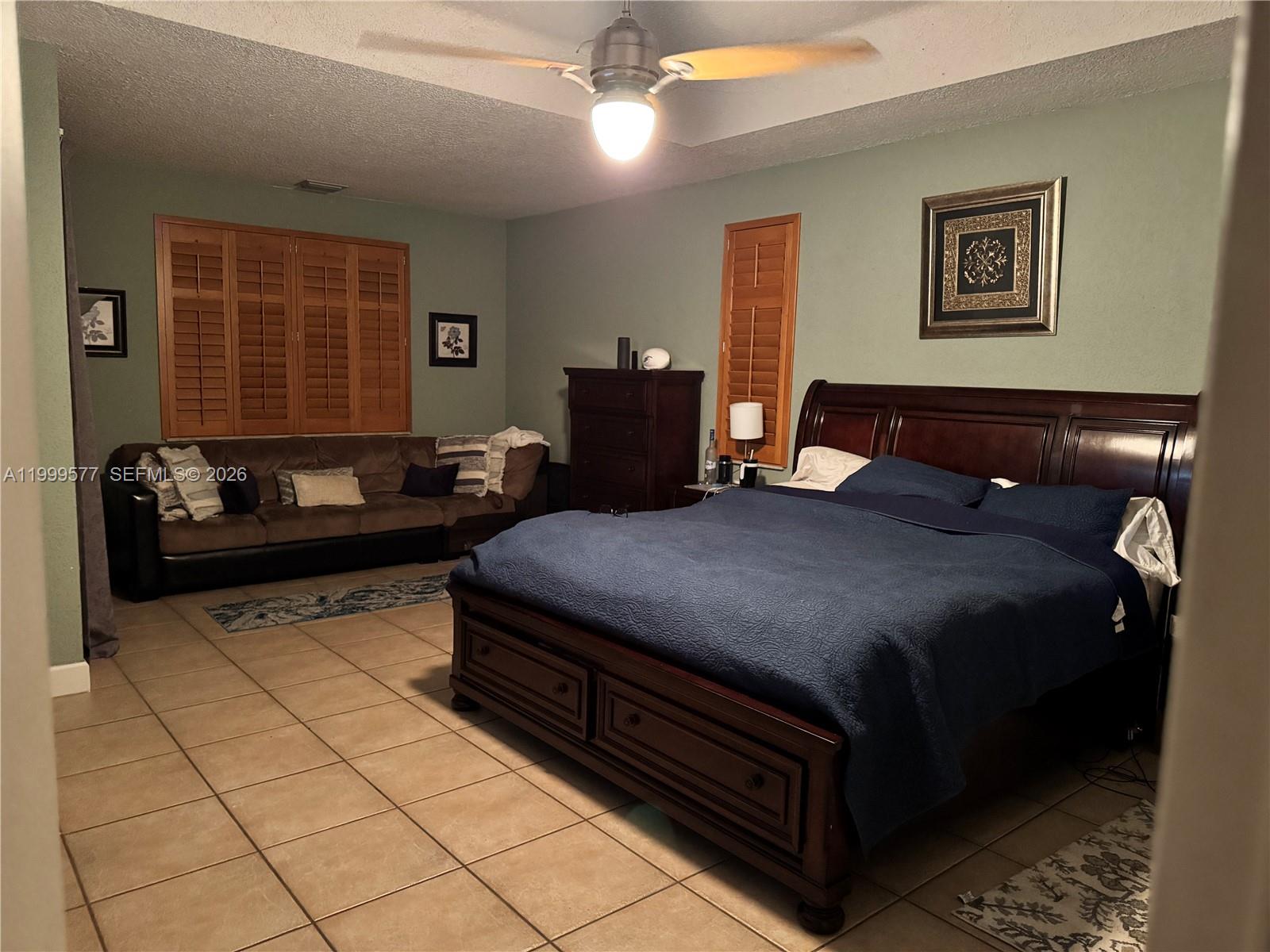 WINDSOR PALMS - Residential