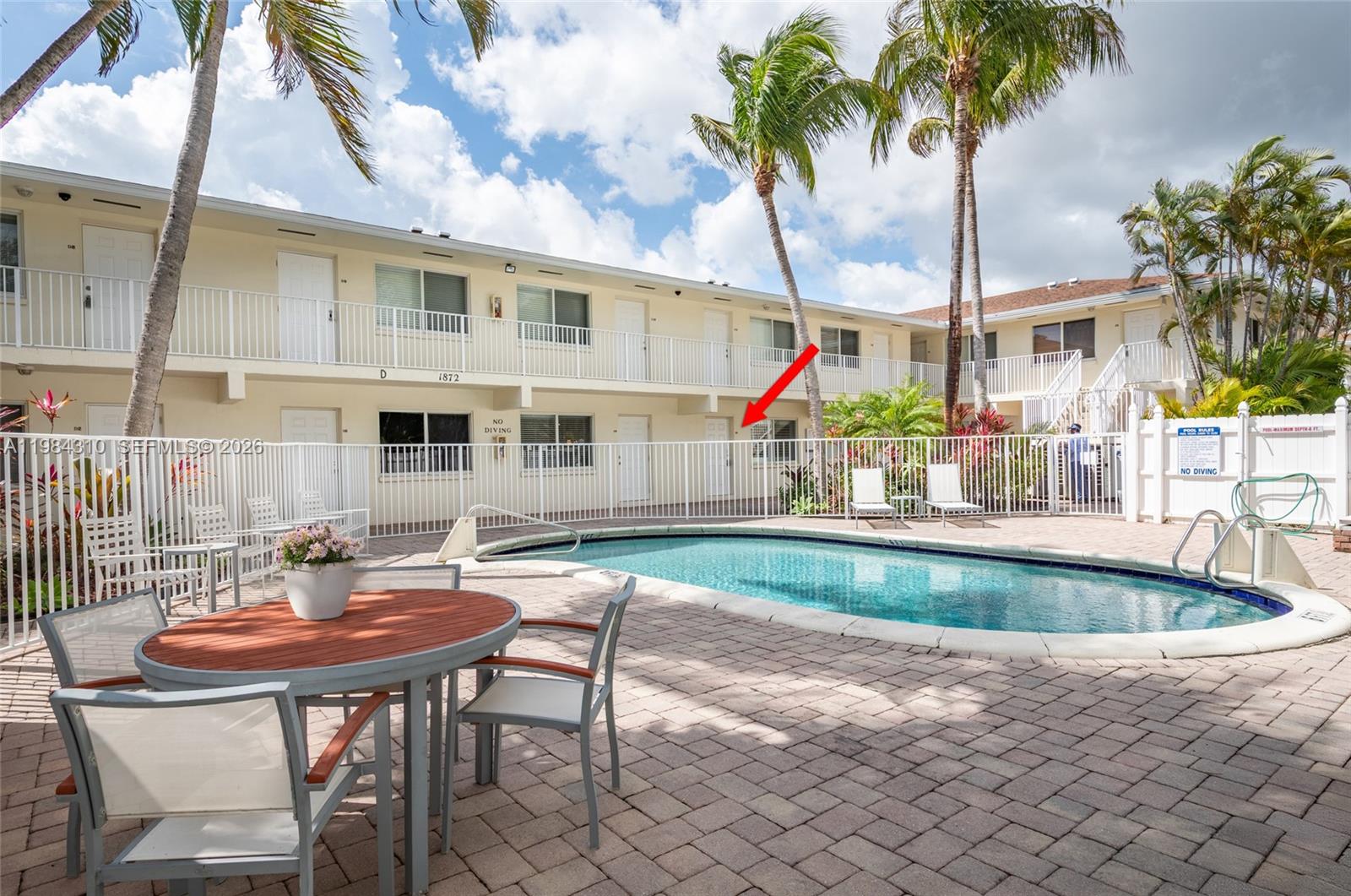 LUCAYA CONDO - Residential