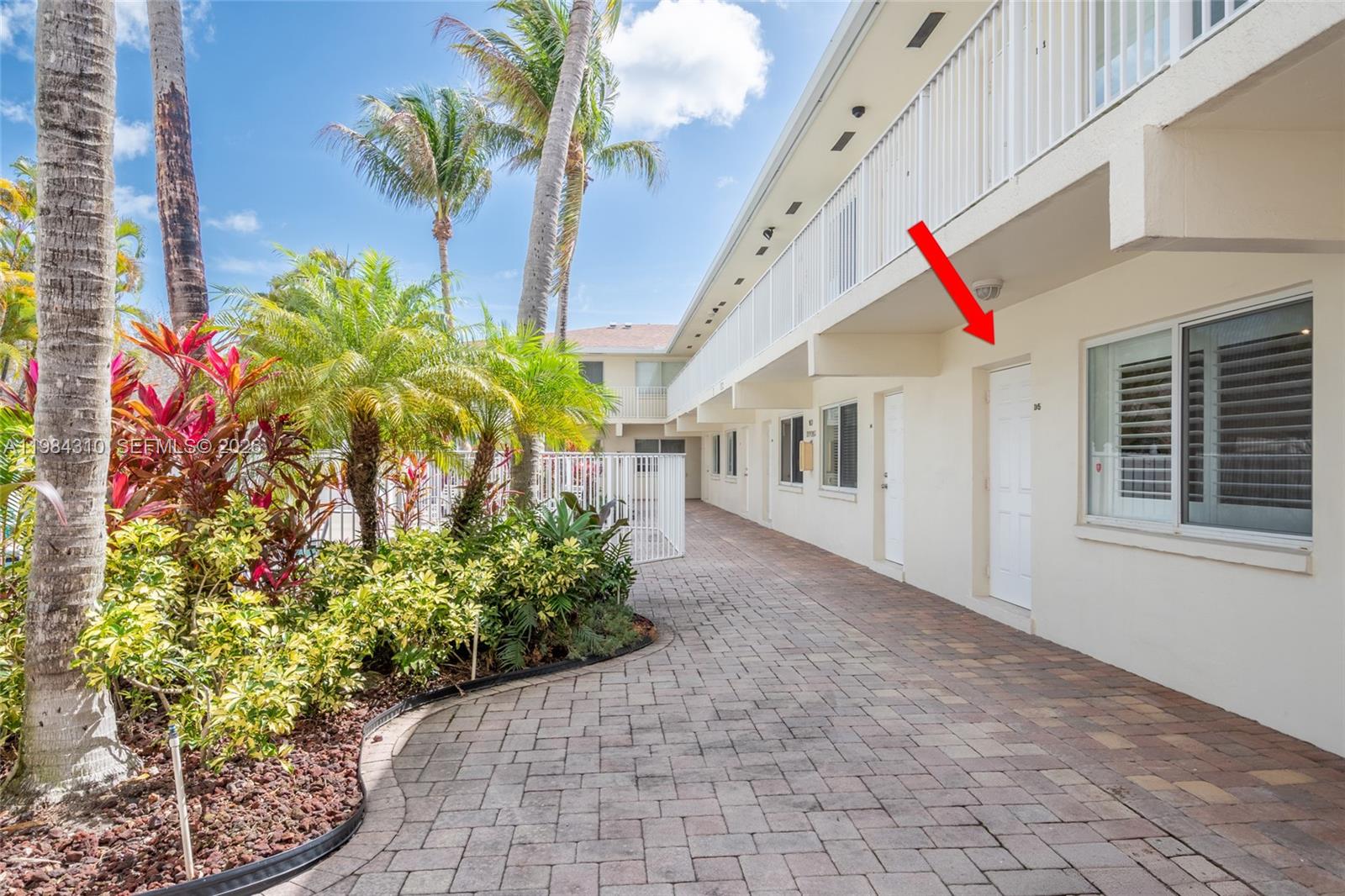 LUCAYA CONDO - Residential