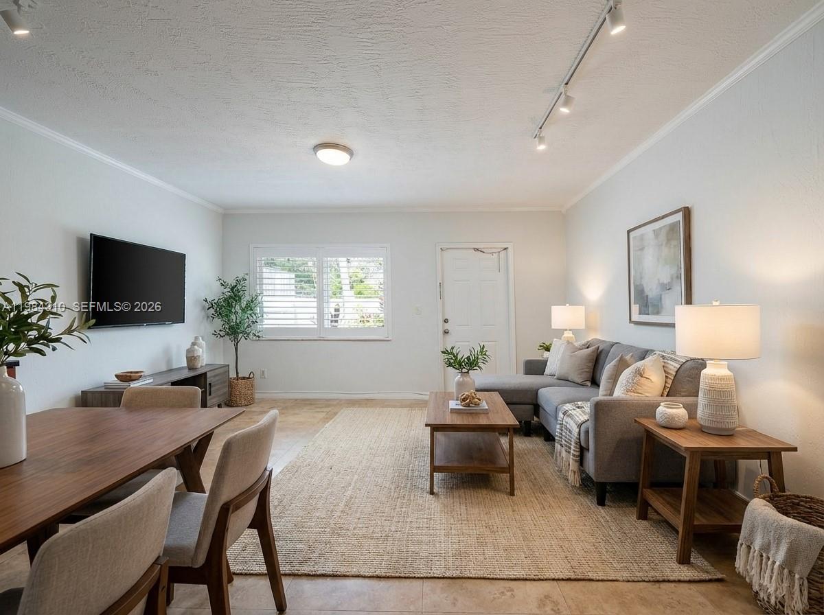 LUCAYA CONDO - Residential