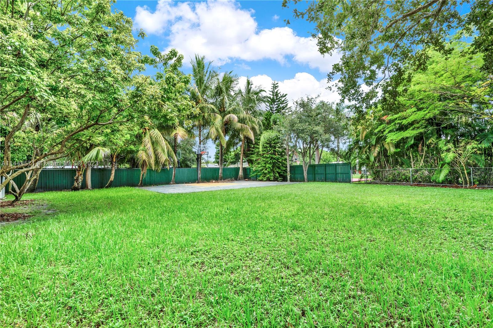 SUNKIST ESTATES A - Residential