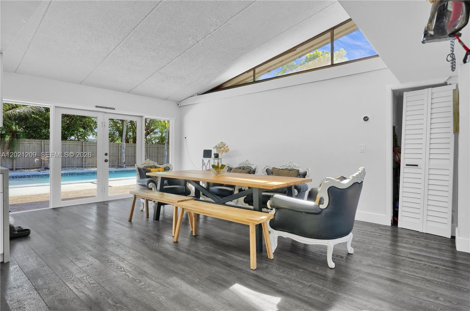 DIXIE PARK HEIGHTS - Residential