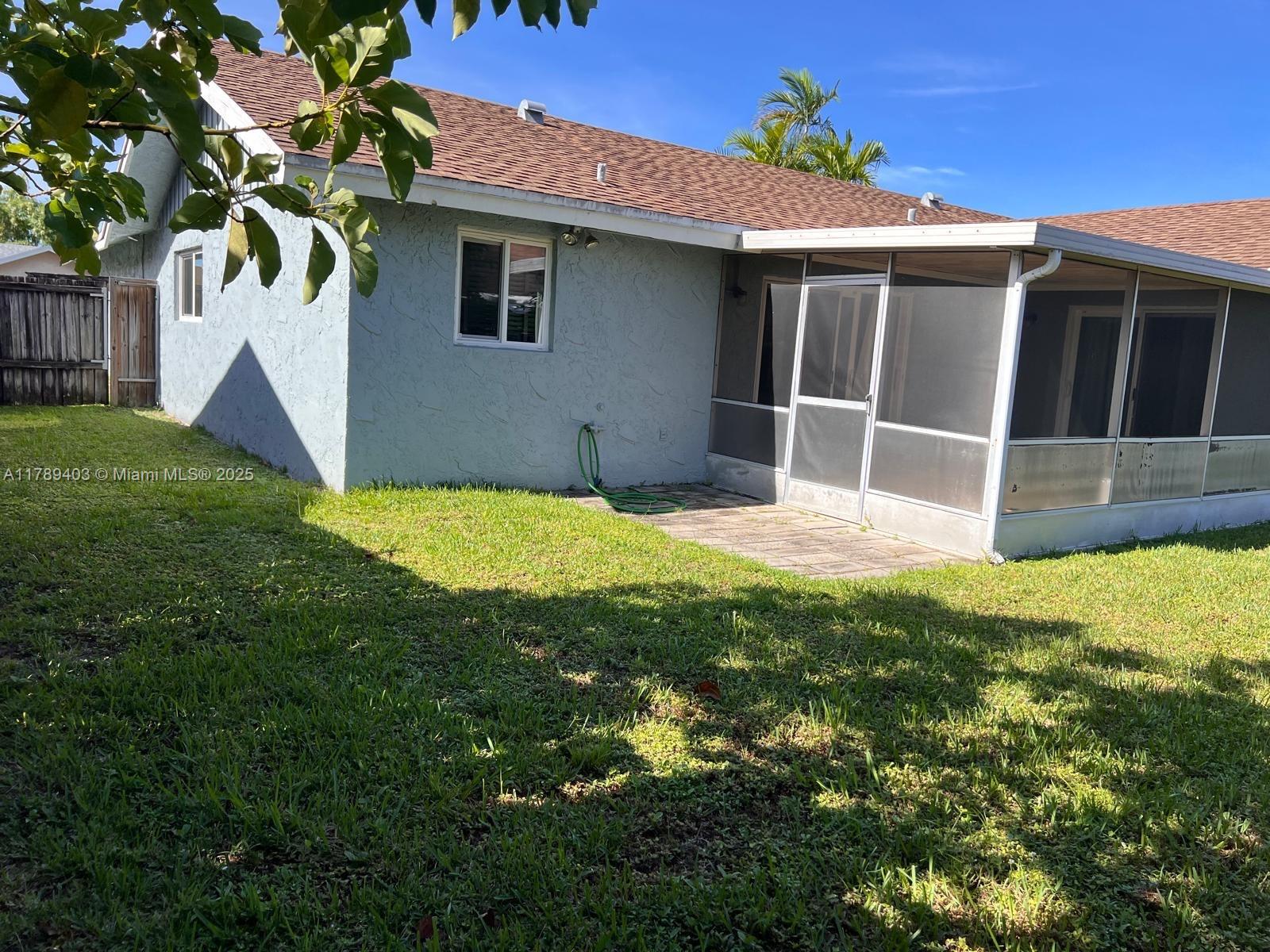 LAUDERDALE NORTH PARK SEC - Residential