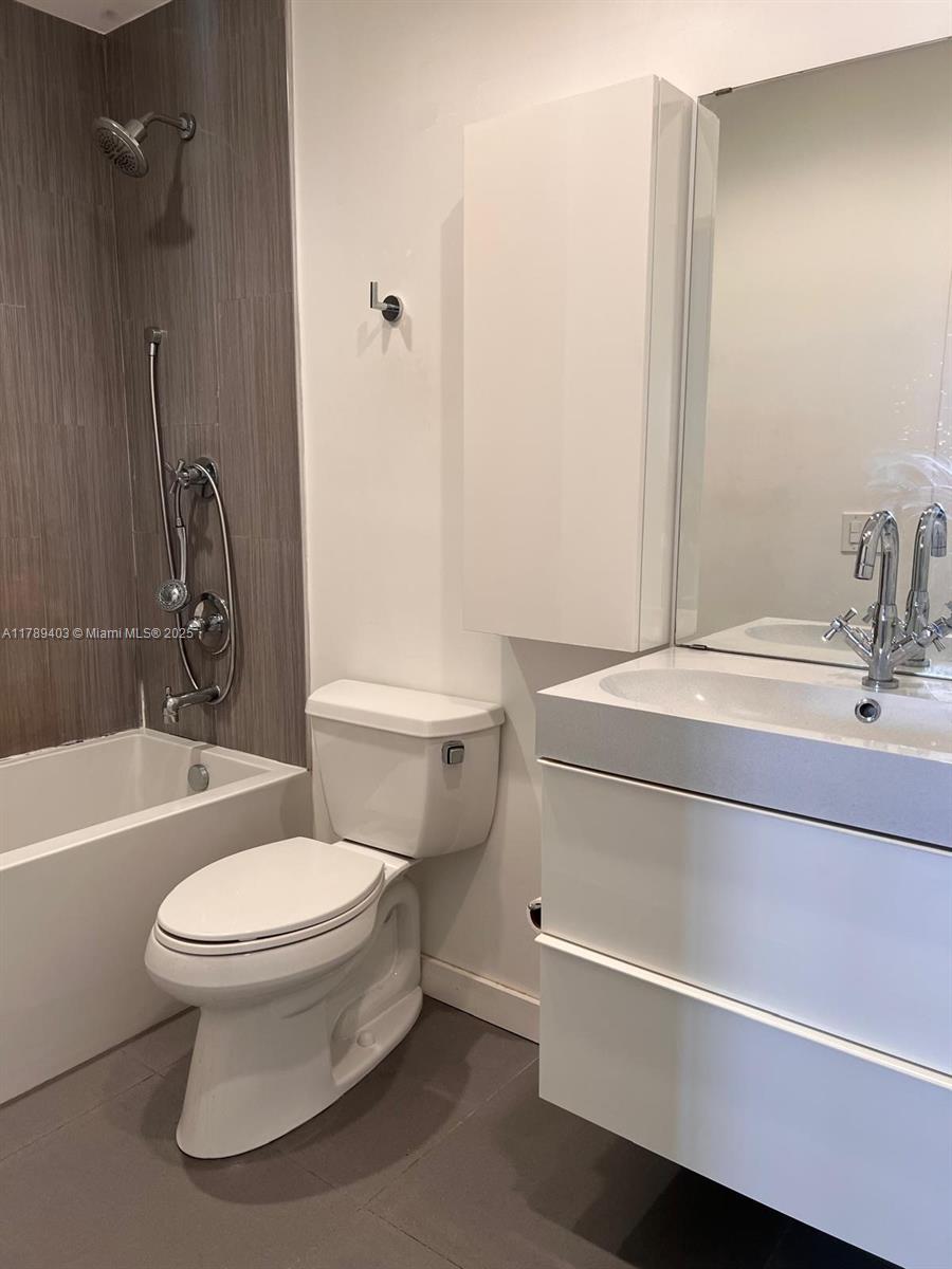 LAUDERDALE NORTH PARK SEC - Residential