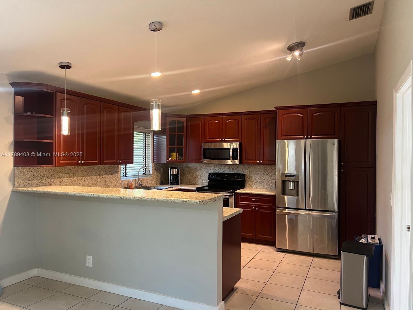 LAUDERDALE NORTH PARK SEC - Residential