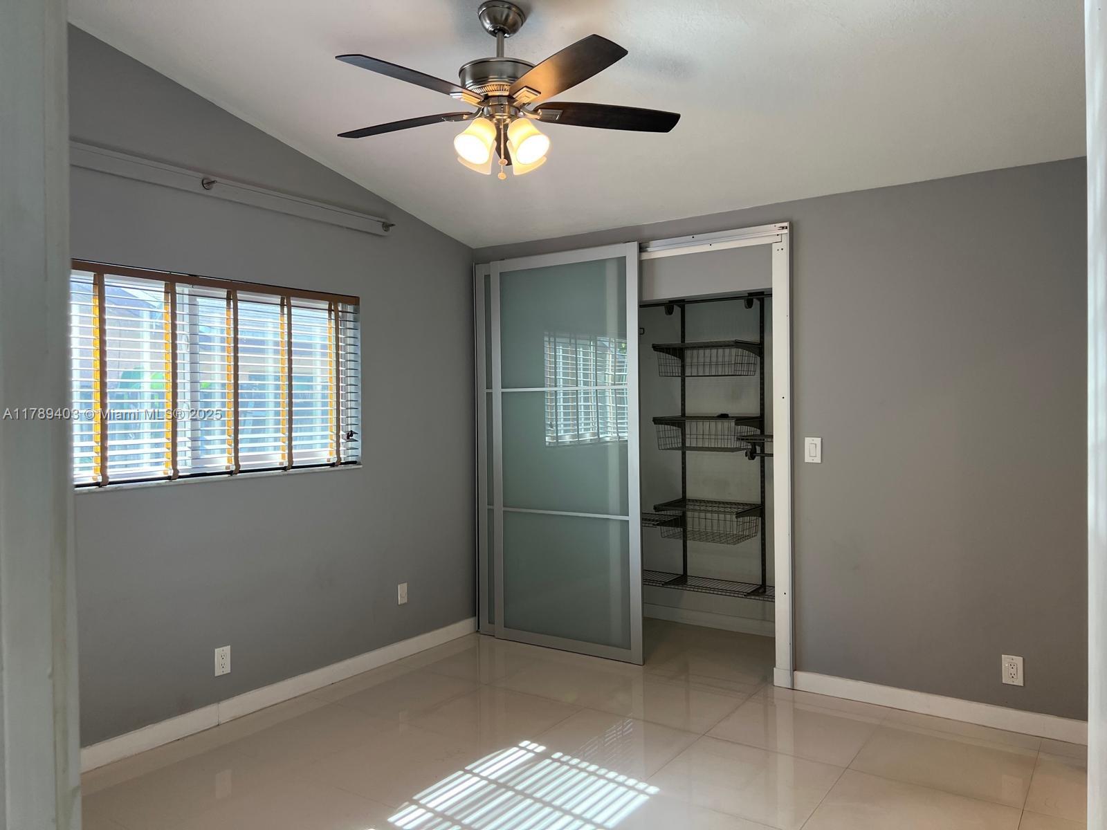 LAUDERDALE NORTH PARK SEC - Residential