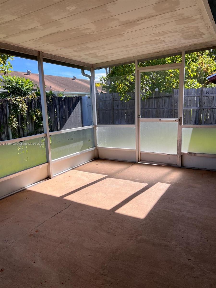 LAUDERDALE NORTH PARK SEC - Residential