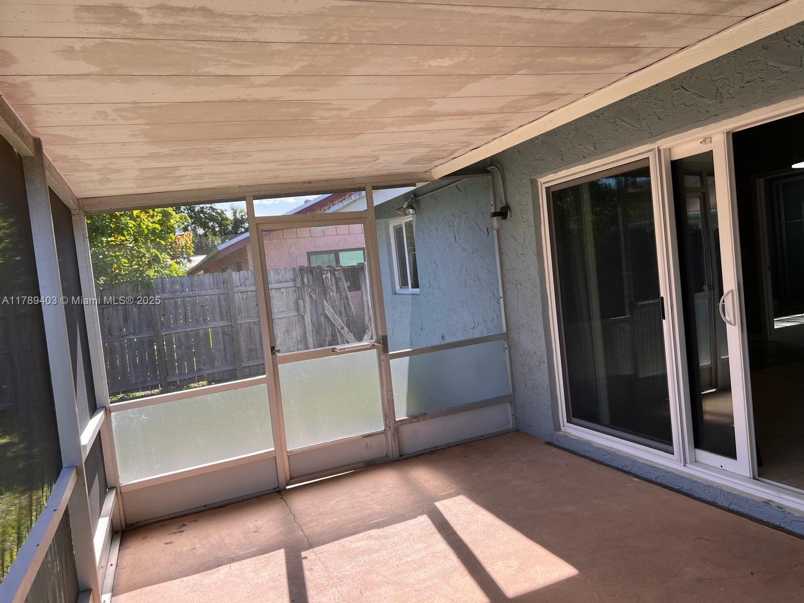 LAUDERDALE NORTH PARK SEC - Residential