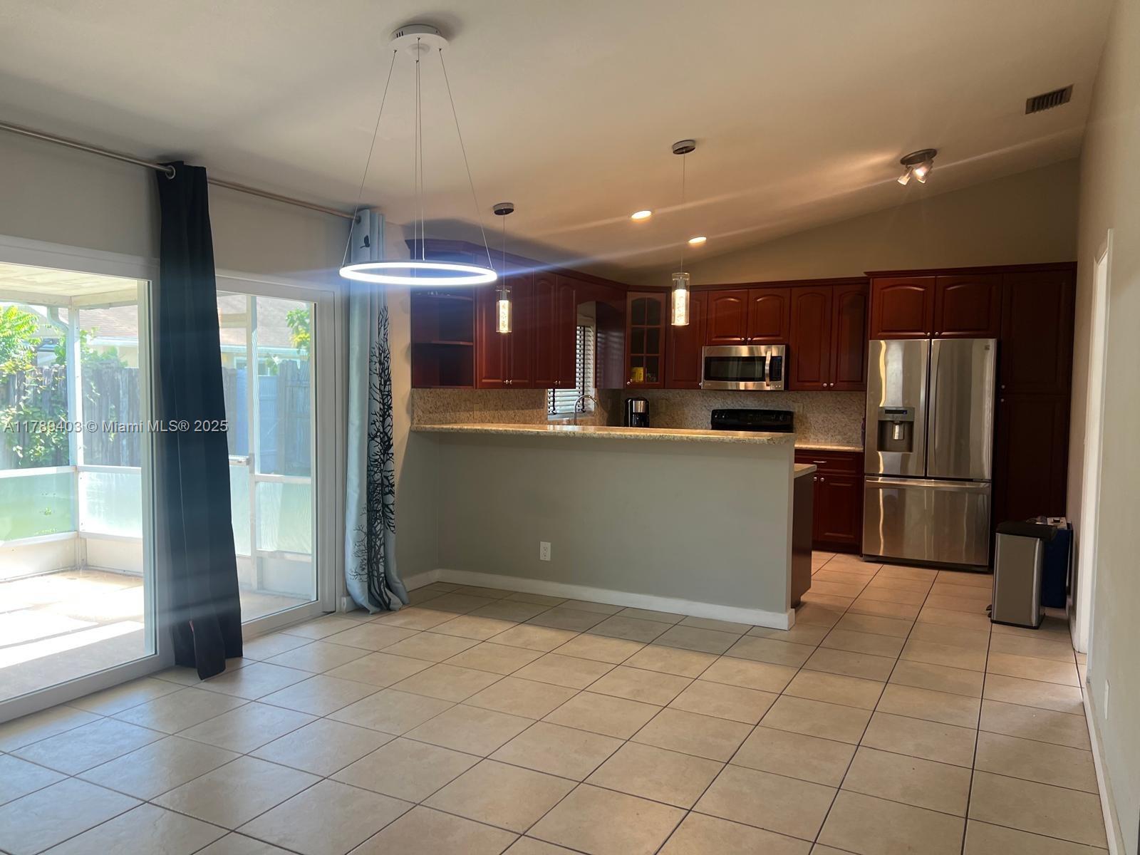 LAUDERDALE NORTH PARK SEC - Residential