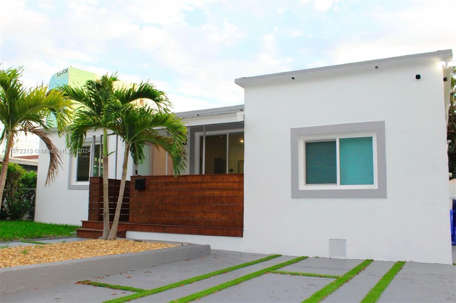 Property for Sale at 260 Ne 46th St, Miami, Broward County, Florida - Bedrooms: 3 
Bathrooms: 2  - $1,249,000