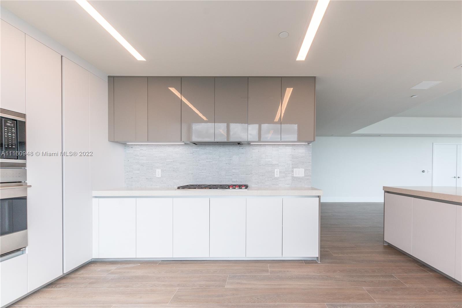 THE ELYSEE CONDO - Residential