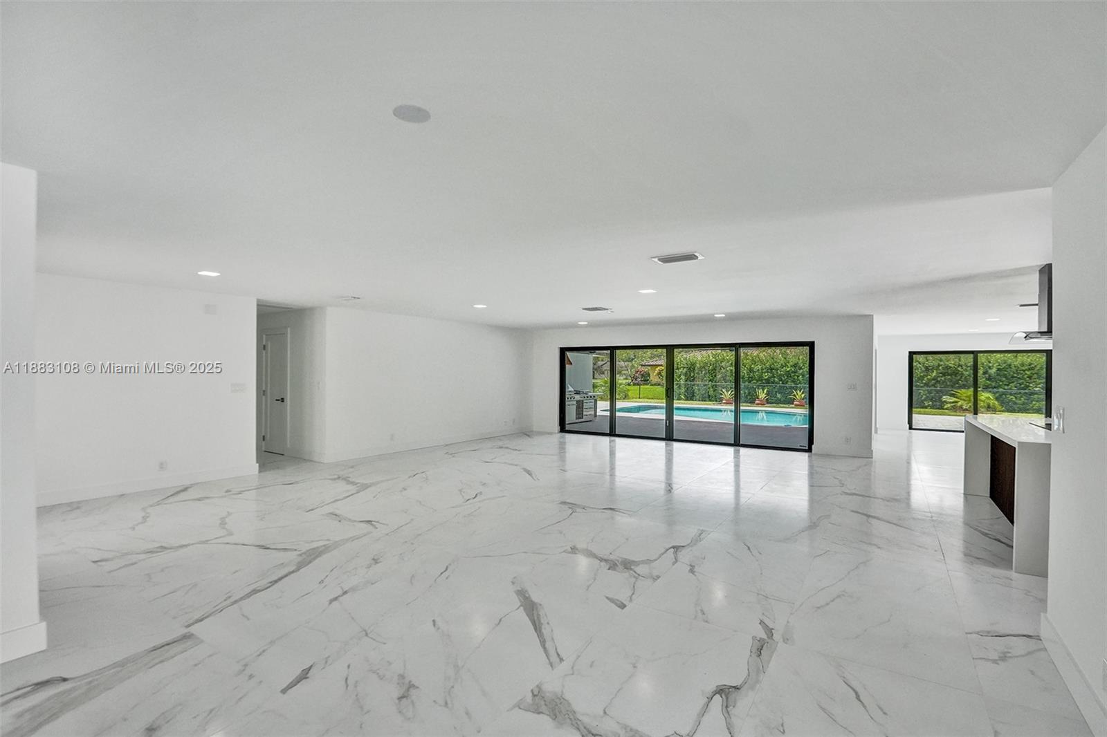 PLANTATION NEIGHBORS PLAT - Residential Lease