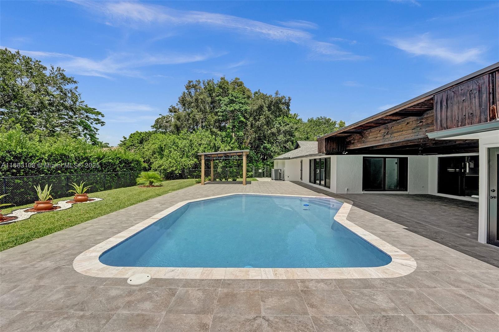 PLANTATION NEIGHBORS PLAT - Residential Lease
