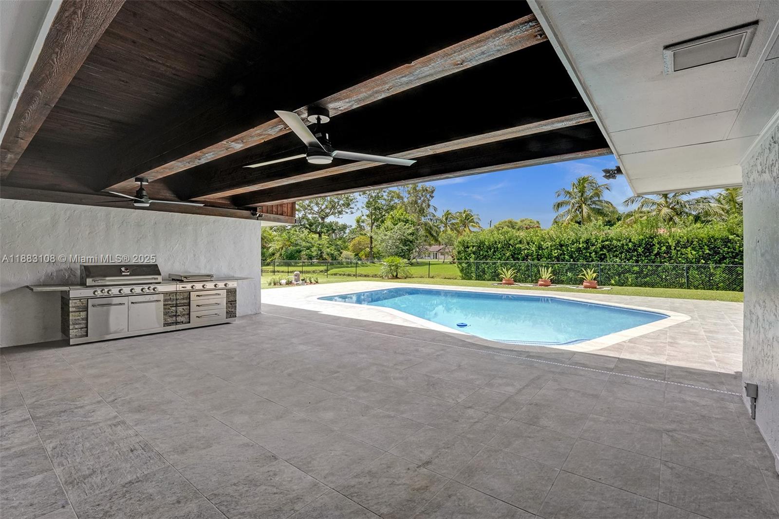 PLANTATION NEIGHBORS PLAT - Residential Lease