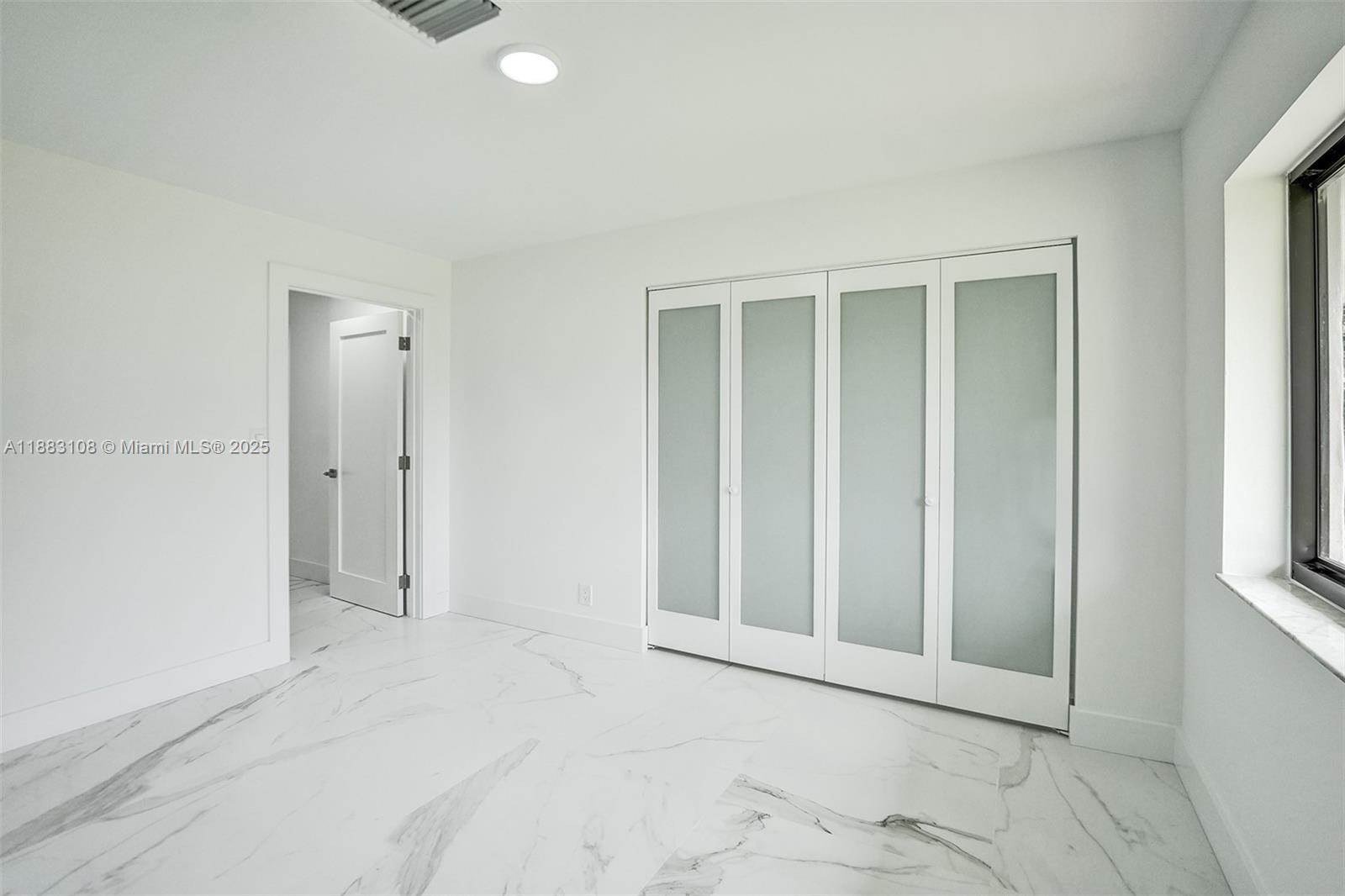 PLANTATION NEIGHBORS PLAT - Residential Lease