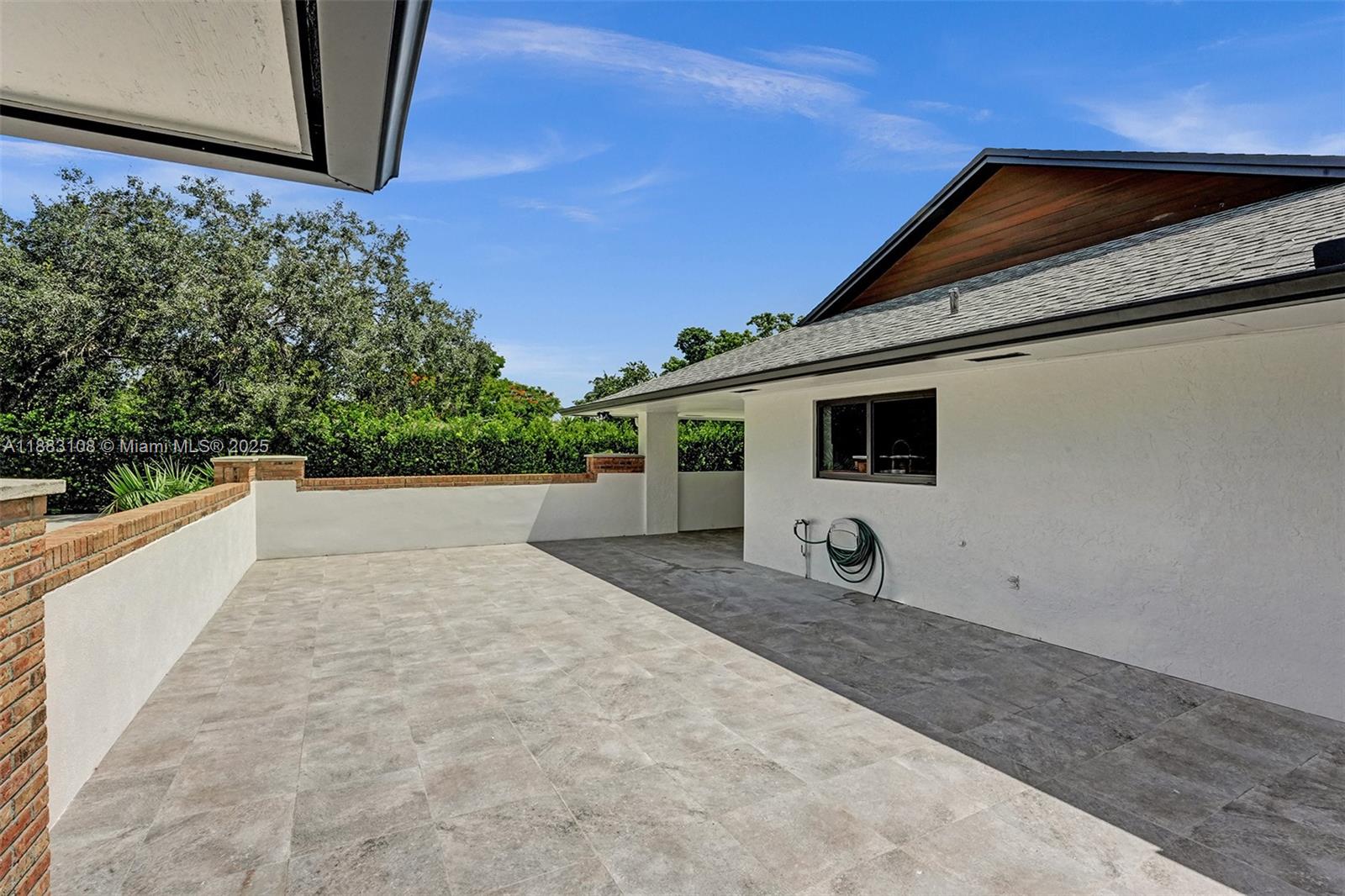 PLANTATION NEIGHBORS PLAT - Residential Lease