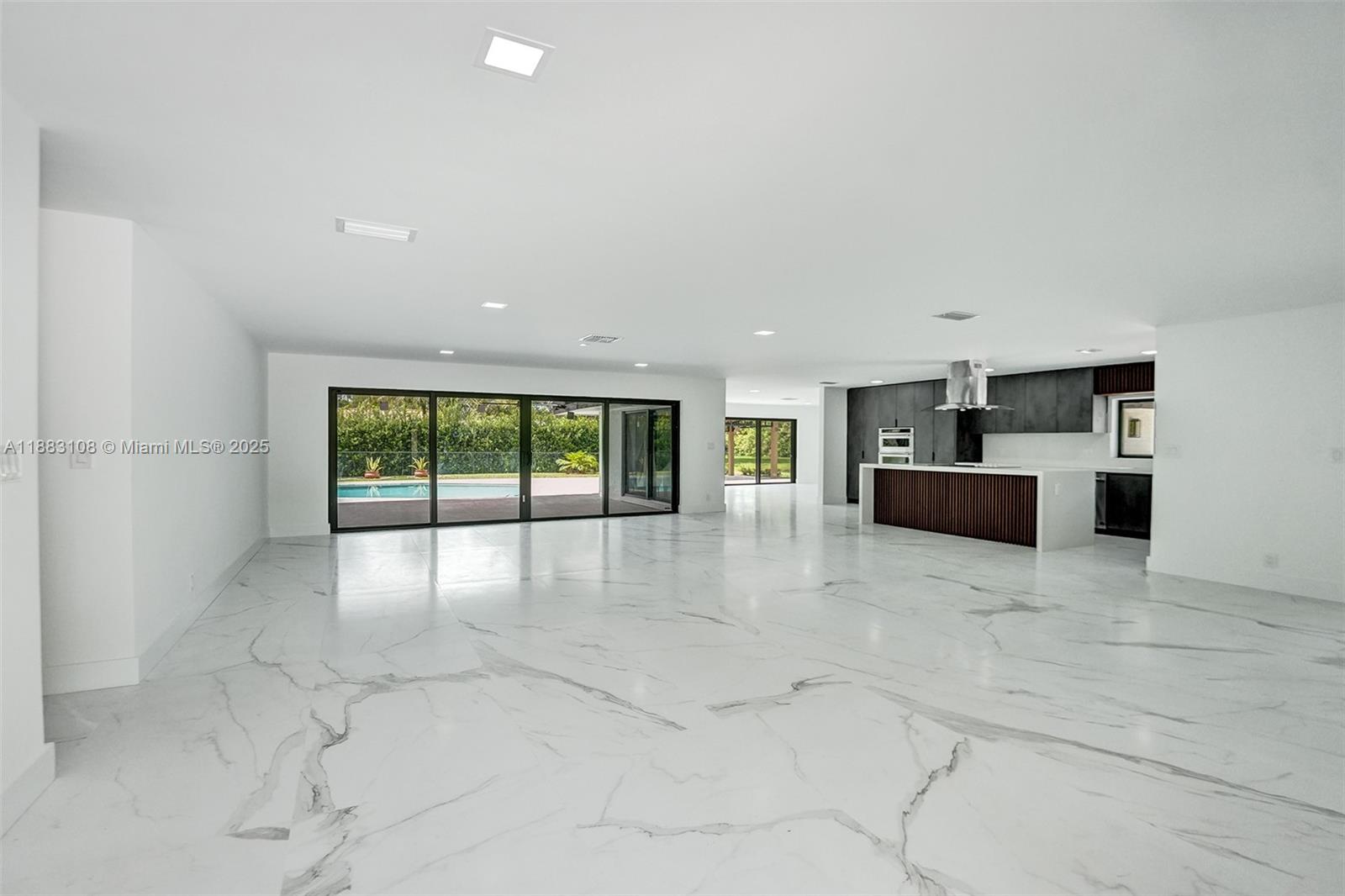 PLANTATION NEIGHBORS PLAT - Residential Lease