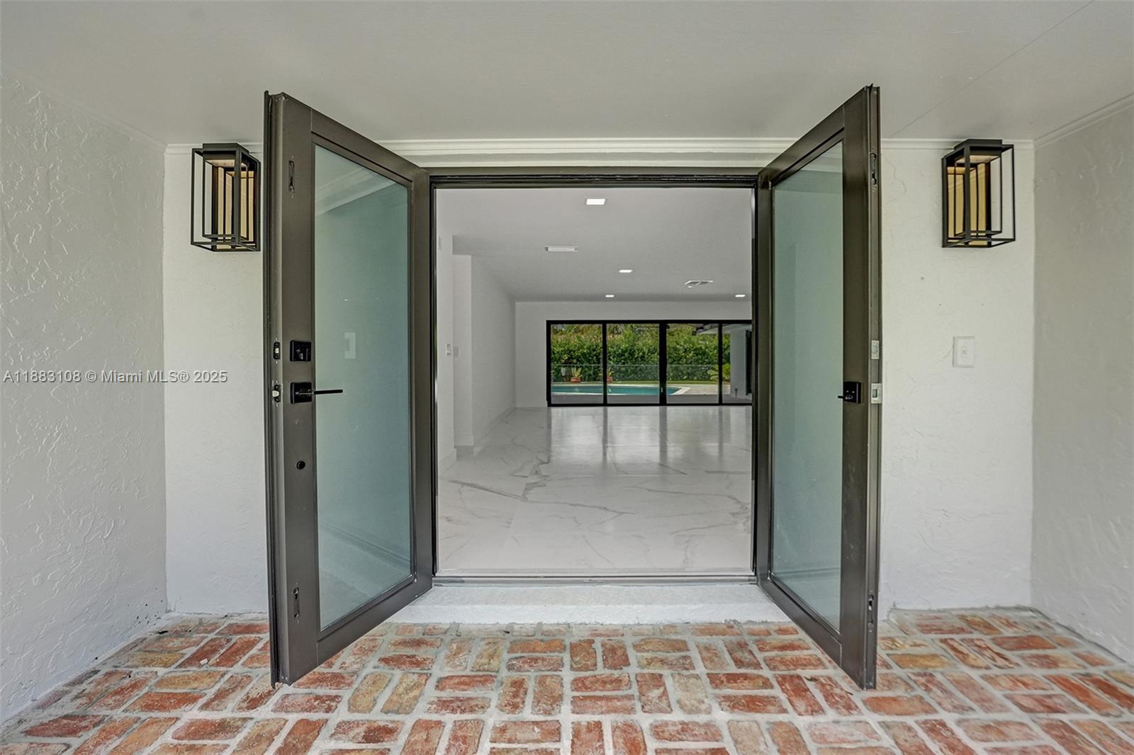 PLANTATION NEIGHBORS PLAT - Residential Lease