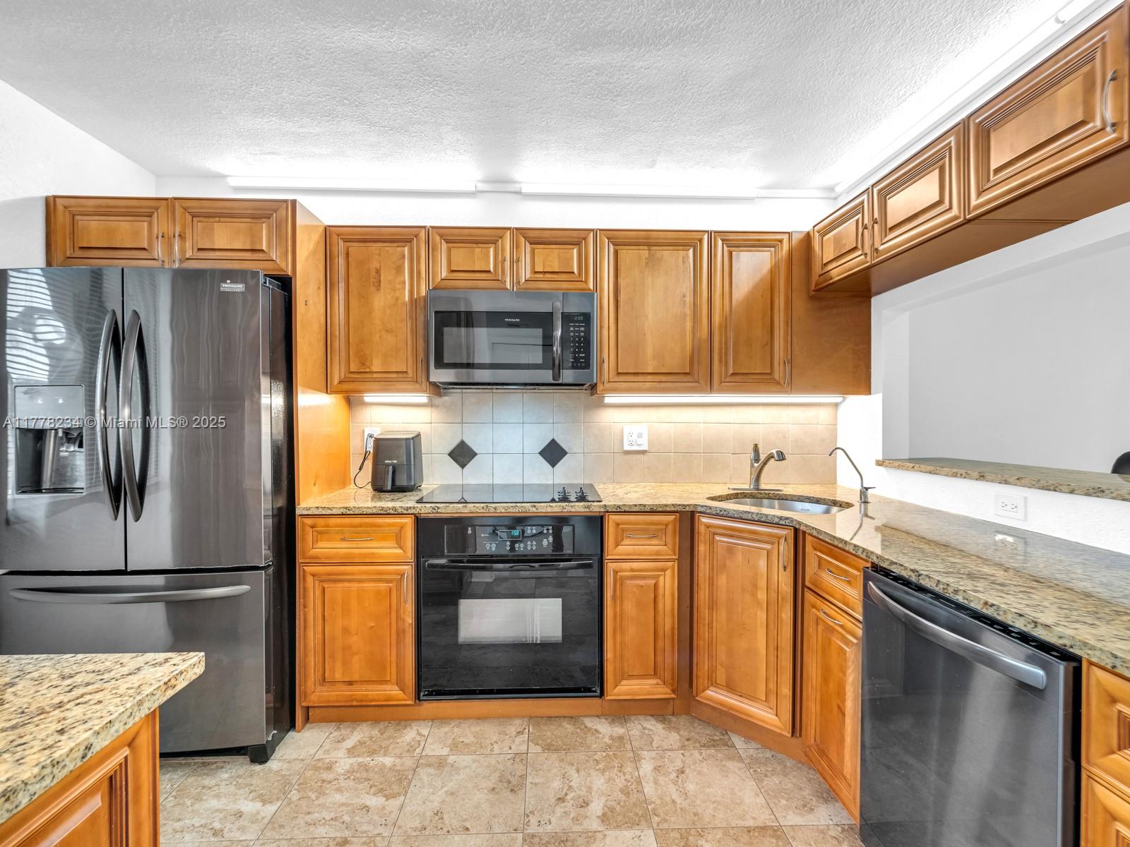 search properties 1 398 Lakeview Dr 205