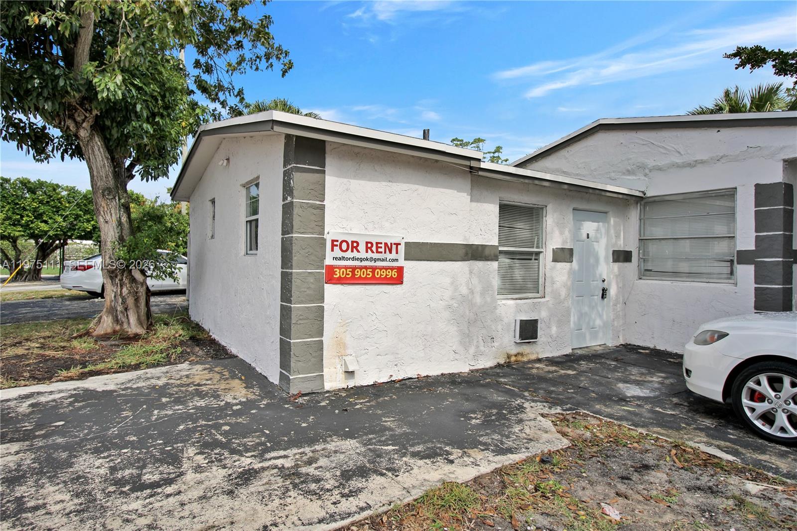 MONROE HEIGHTS - Residential