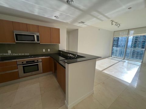 1060 Brickell Ave 2711 Miami FL 33131