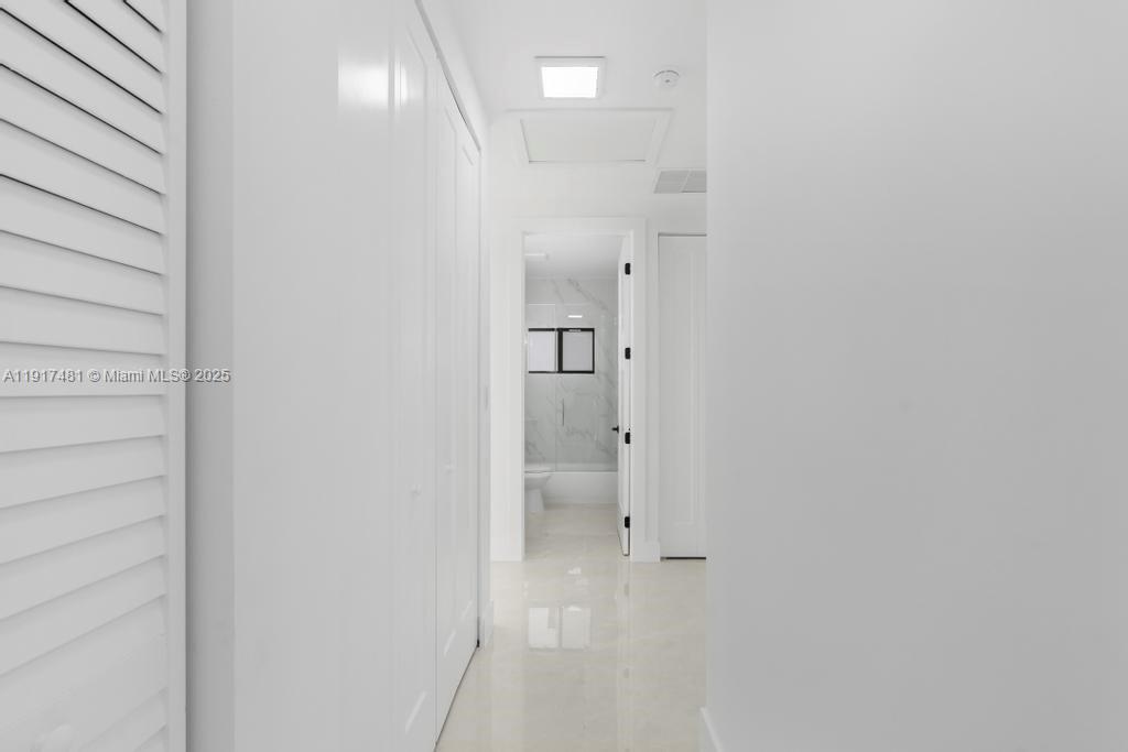 MAYLAND - Residential