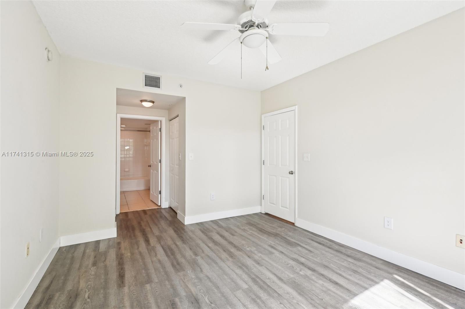 CITE CONDO - Residential