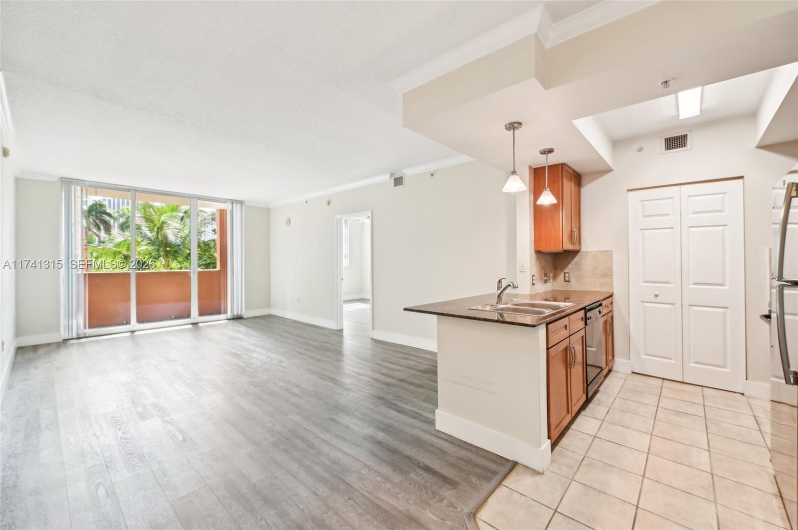 CITE CONDO - Residential