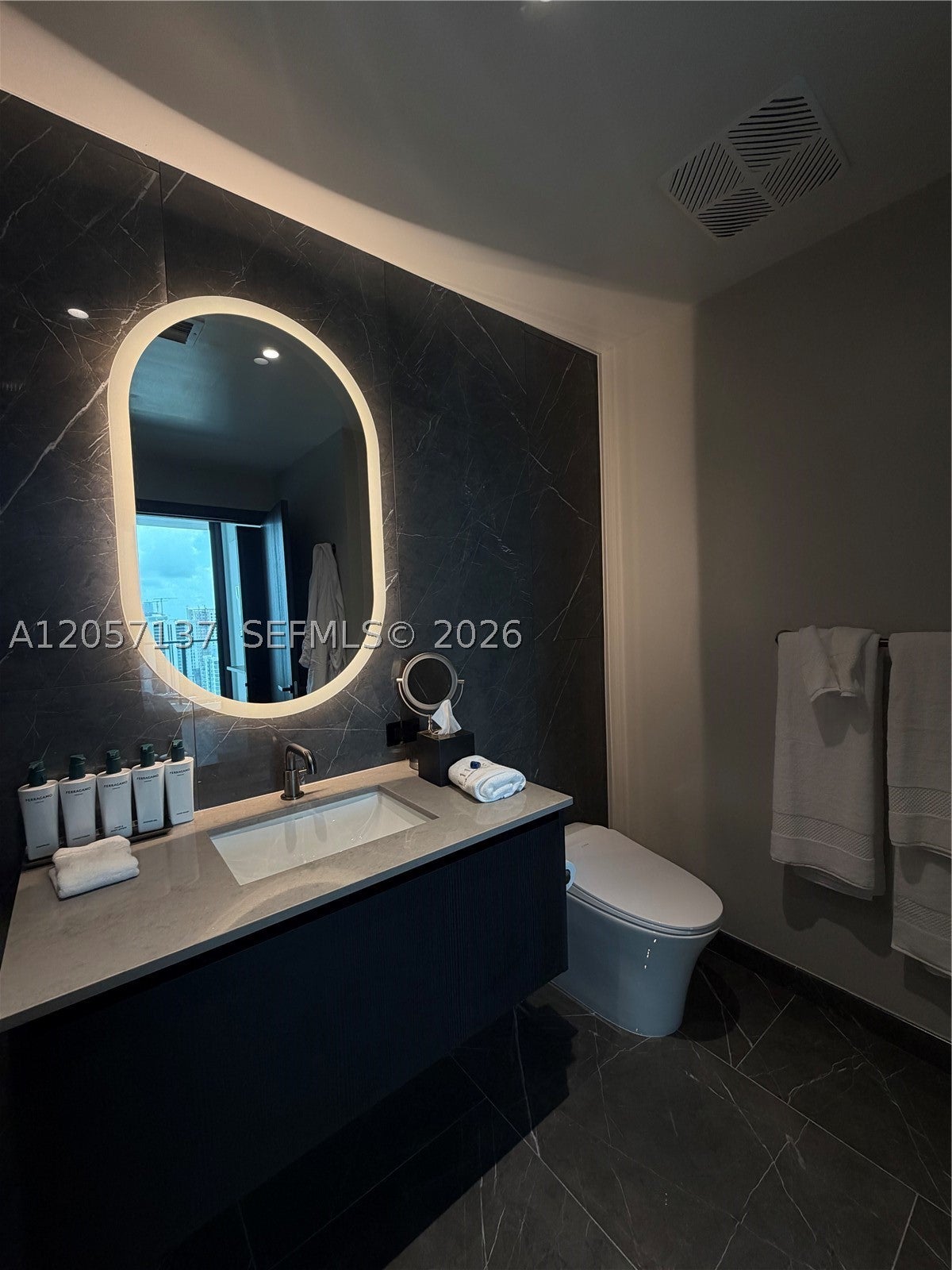 20 NE 11TH ST 3705