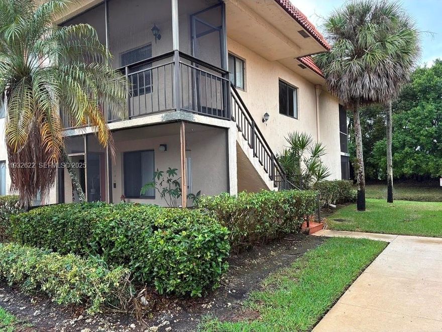 Spacious 2 bed / 2 bath corner residence in the prestigious city of Weston, known for its A+ rated schools and exceptional quality of life. This bright and private corner unit offers a desirable layout in a prime location. Tenants  may enjoy membership to the exclusive Bonaventure Town Center Club resort-style amenities including pools, fitness center, tennis, pickleball courts, basketball, bowling, and more. Weston offers a refined lifestyle with beautifully maintained surroundings, upscale shopping, dining, and convenient access to major roadways. Will be available February 1st 2026