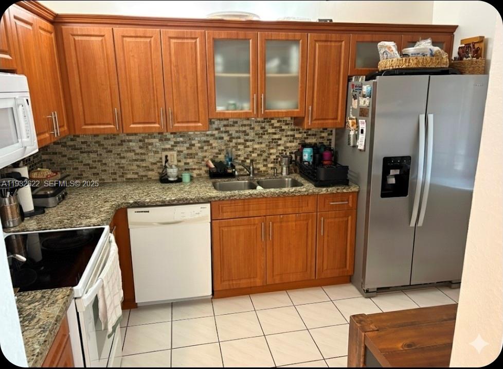 RACQUET CLUB APTS AT BONA - Residential Lease