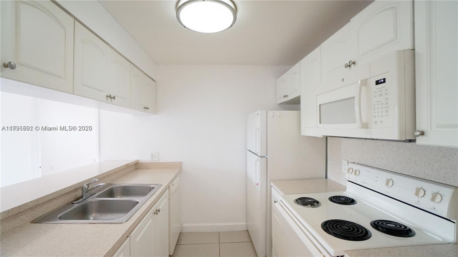 8100 Geneva Ct 343