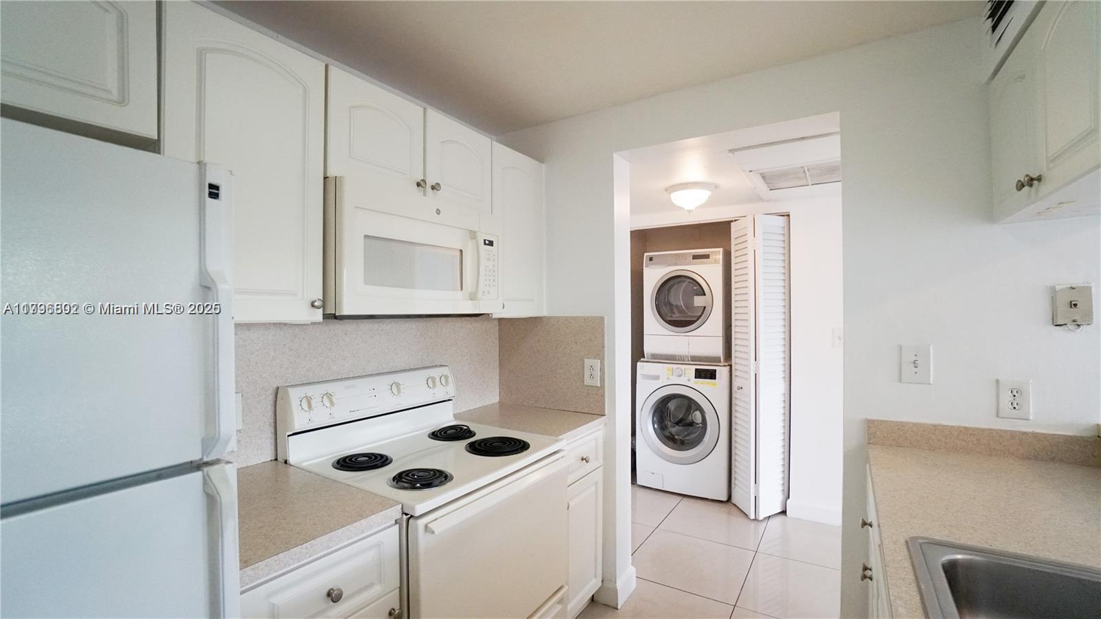 8100 Geneva Ct 343