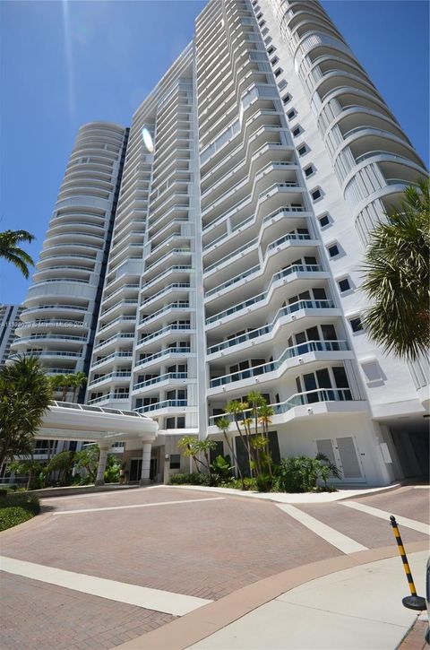 A home in Aventura