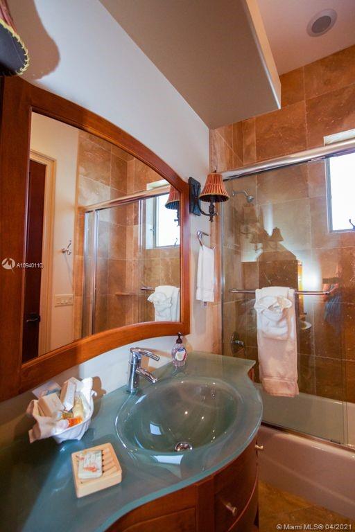 Conch Key - Residential