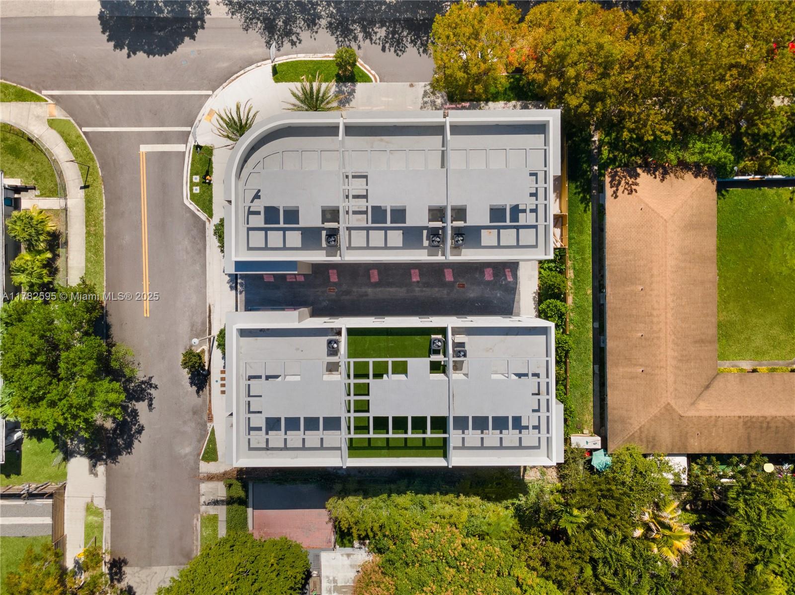 2501 SW 27 ST 6