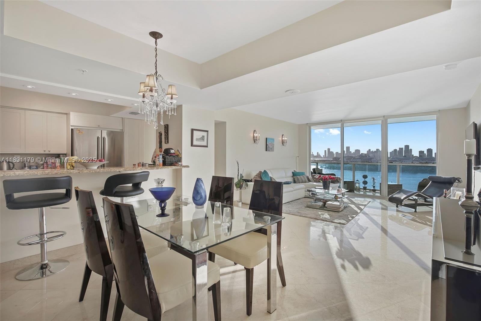 THE FLORIDIAN CONDO - Residential Lease