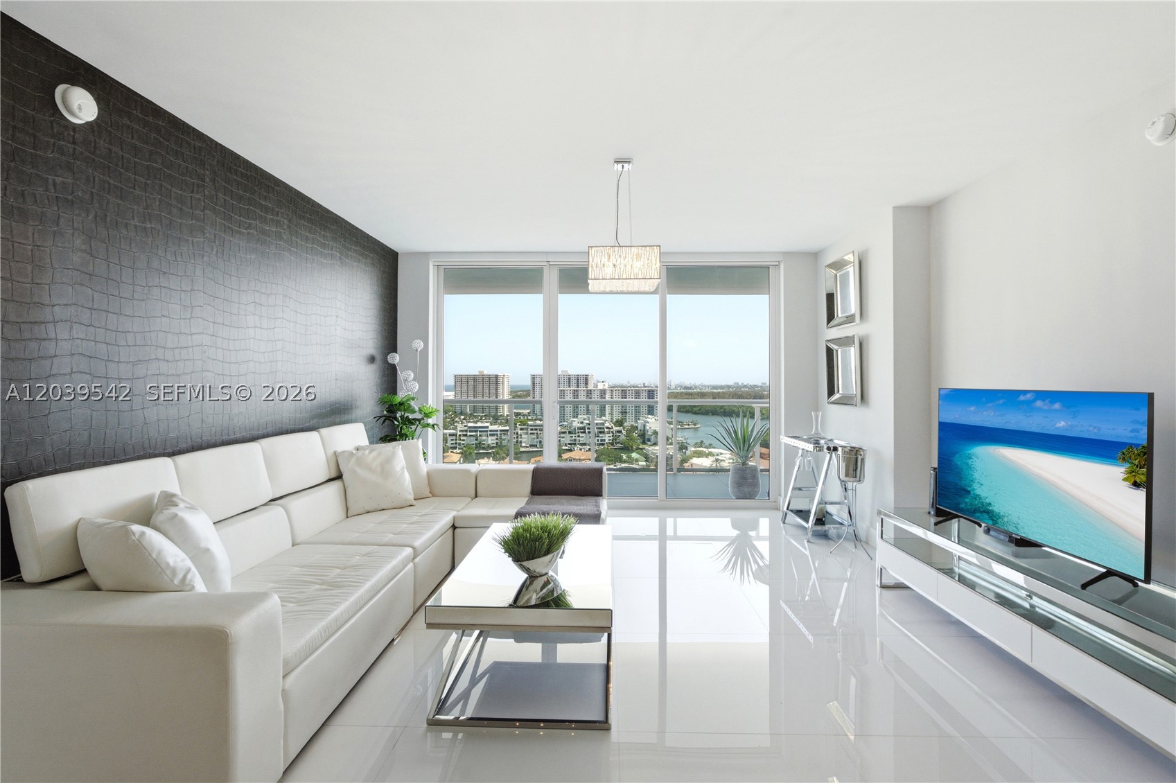 400 Sunny Isles Blvd 1817