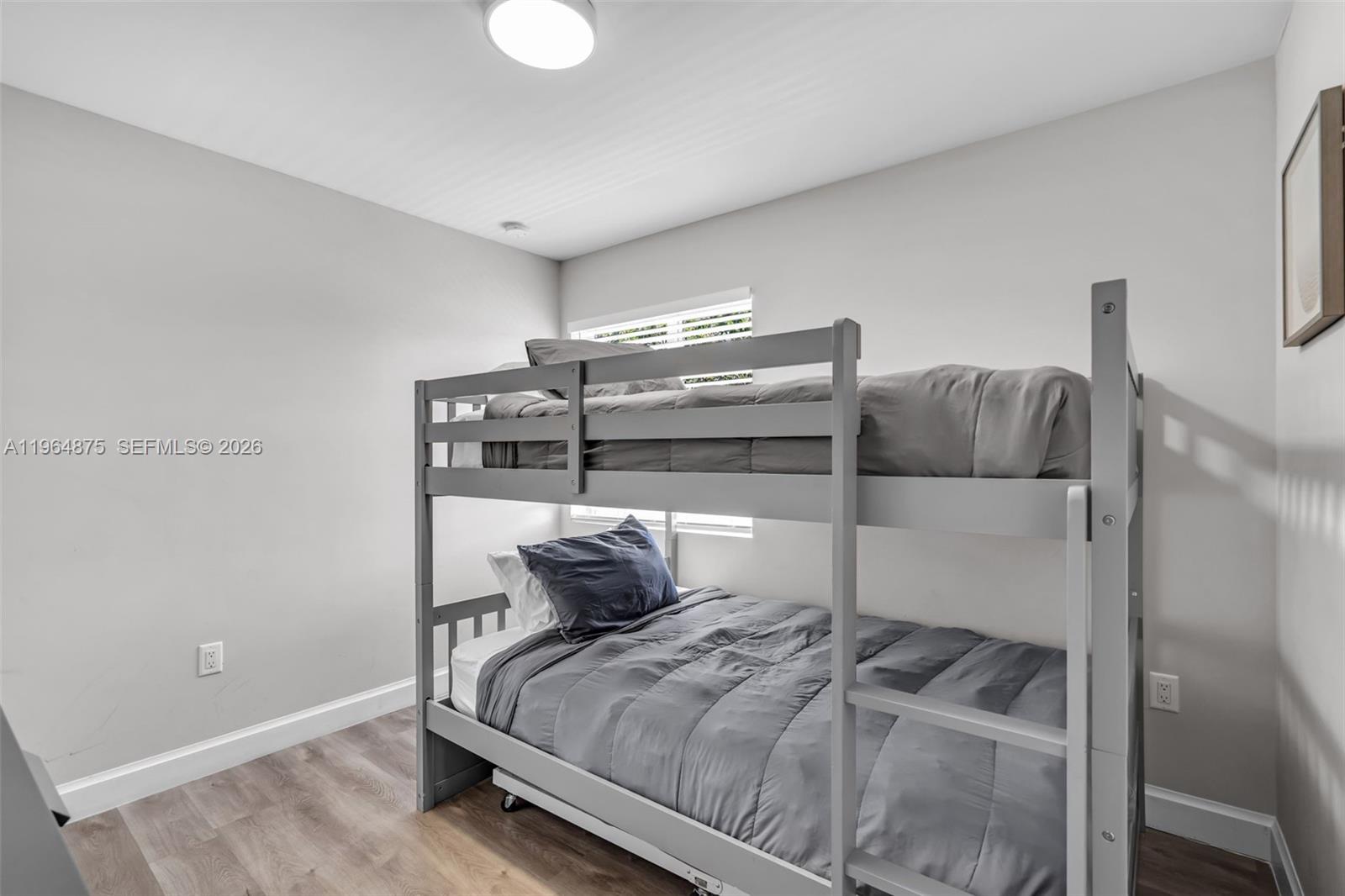 NORTH LAUDERDALE - Residential