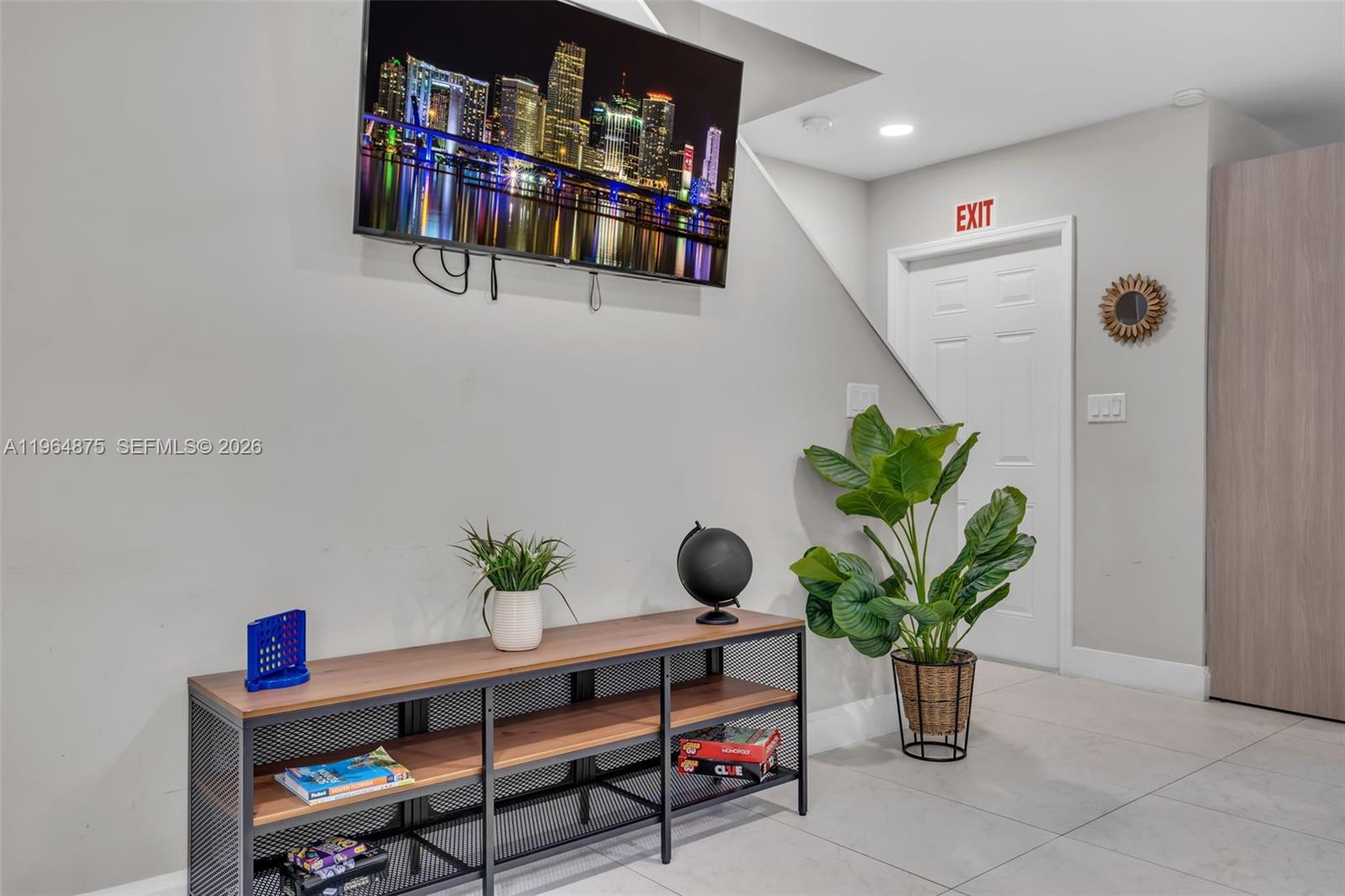 NORTH LAUDERDALE - Residential